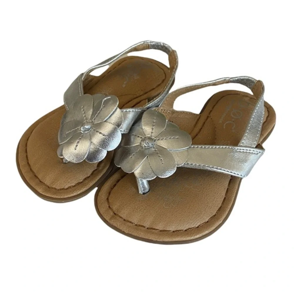 New BOC Born Concepts Silver Leather‎ Sandals sz 5